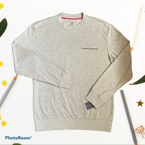 🆕 Tommy Hilfiger Men’s Sweatshirt